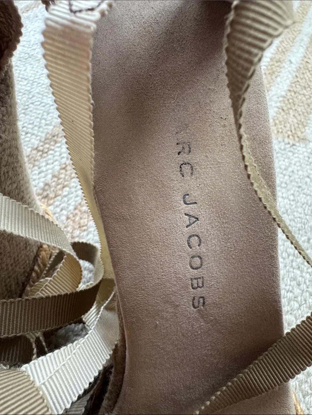 Marc Jacobs authentic marc